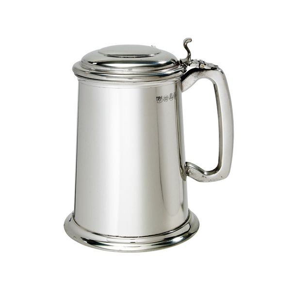 Wentworth Pewter Lidded 1 Pint Plain Pewter Tankard