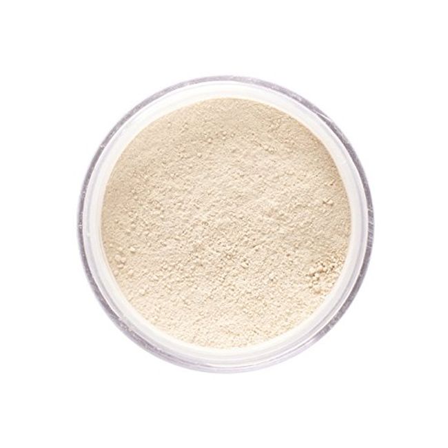 Translucent loose powder lightweight foundation for every type of skin.