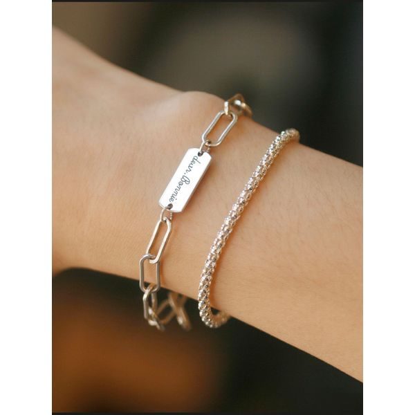 Silver 92.5 Name Bar Oval Clip Chain Silver Bracelet