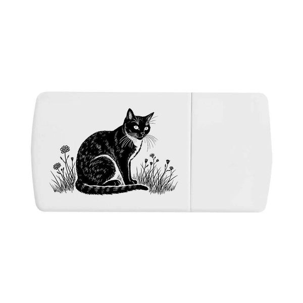 'Cat in Garden' Pill Box with Tablet Splitter (PI00031948)