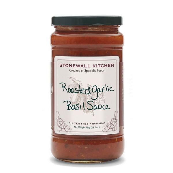 Stonewall Kitchen Roasted Garlic Basil Sauce, 18.5 Ounces