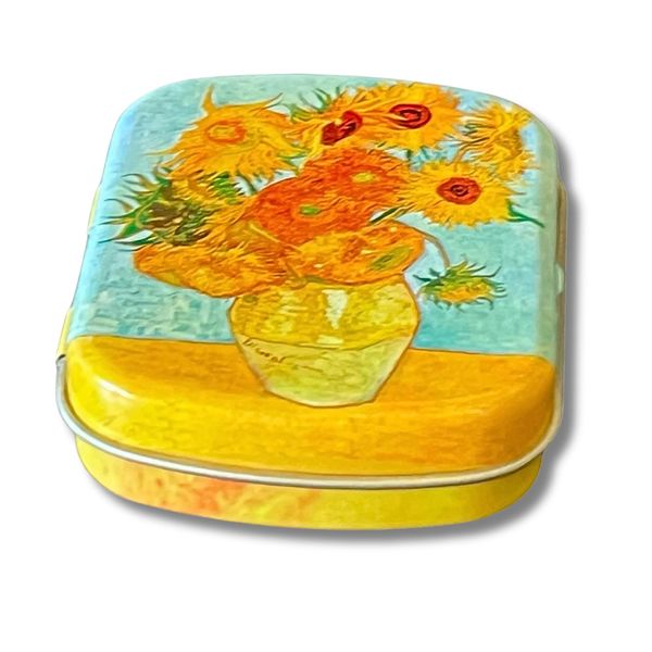 Pillendose, Bonbondose - FridolinEdition - Metall - Van Gogh, Sonnenblumen - Maße b/h/t: 6,3 × 1,8 × 5,2 cm