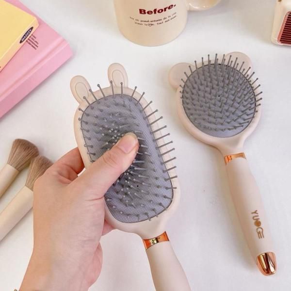 [OFLO3659] Cute hair comb cleaner stick included