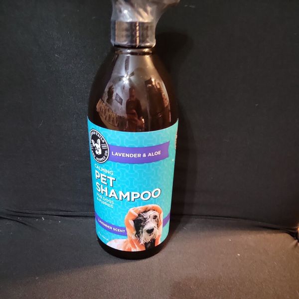 Lavender & Aloe Calming Pet Shampoo for Dogs & Puppies 32 fl oz Each