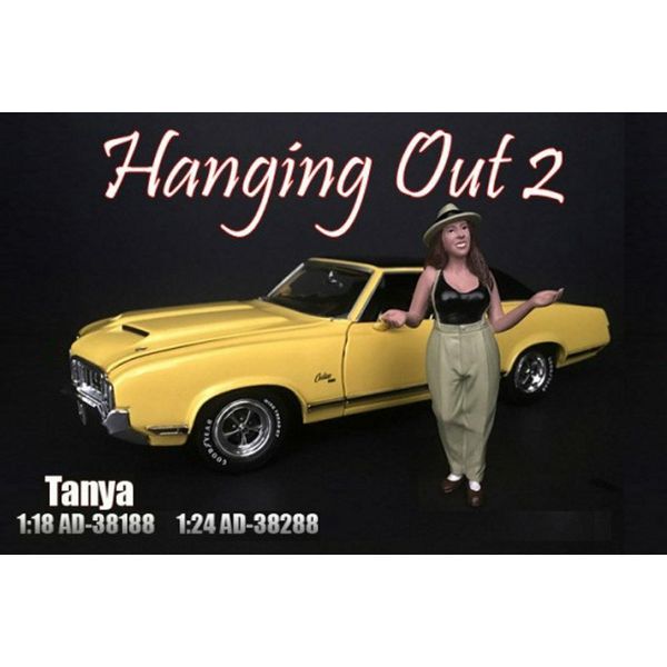 TANYA FIGURE AMERICAN DIORAMA 38188 1/18 DIECAST CAR