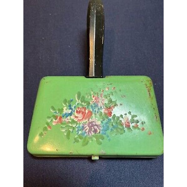 TOY CARPET SWEEPER (40's ?)