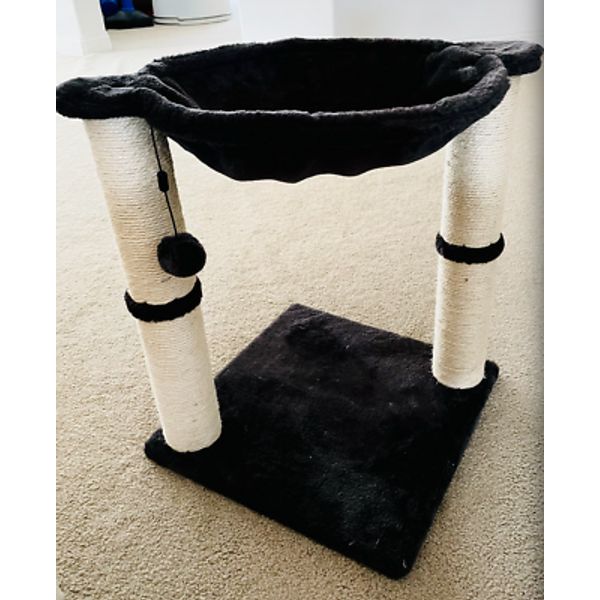 Simple Cat Tower and Swinging Ball For Pets/Cats