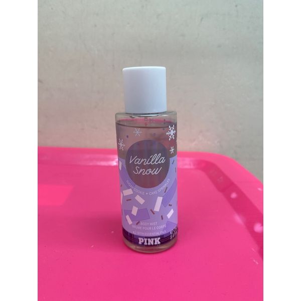 Pink Vanilla Snow Body Mist 8.4fl oz Cosmetic