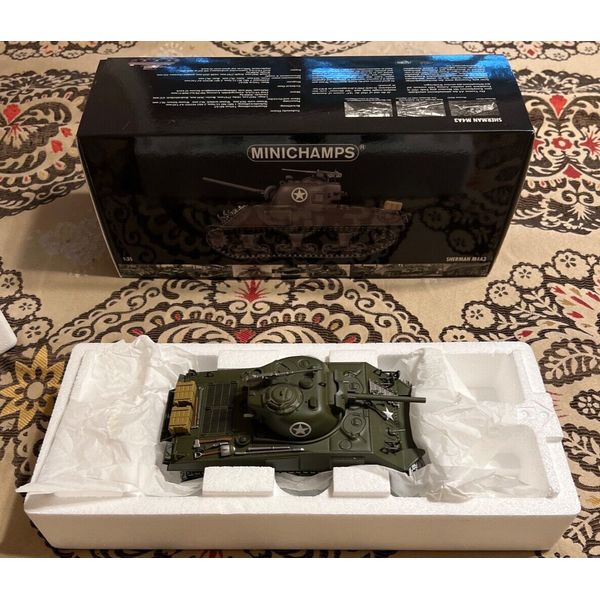 Paul's Model Art Minichamps 1:35 Sherman M4A3 US Tank Diecast Model