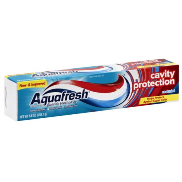 Aquafresh Cavity Protection Fluoride Toothpaste, Cool Mint 5.6 oz (Pack of 12)