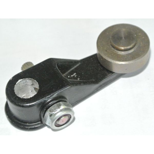 GE CR215GL11 - LIMIT SWITCH ROLLER LEVER 1.5" RADIUS - STEEL ROLLER NEW SURPLUS