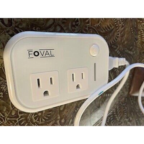 Foval SGR-LXC200W-2 White Portable 230W Travel Adapter & Power Converter Used