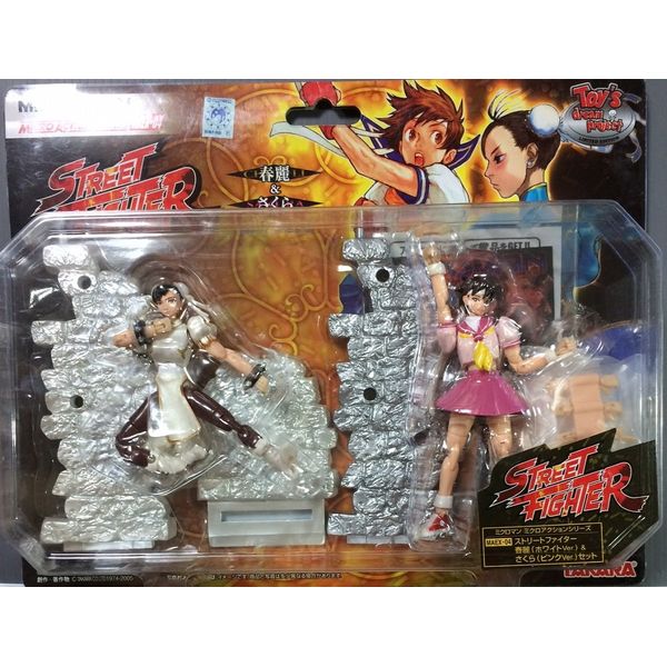 Micro man street fighter Spring: (White Ver. ) & Sakura (Pink Ver. )