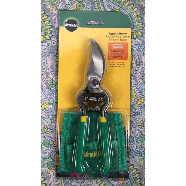 3/4 in. Bypass Pruner  Drop Forged Hardened Steel with Pouch  Miracle Gro