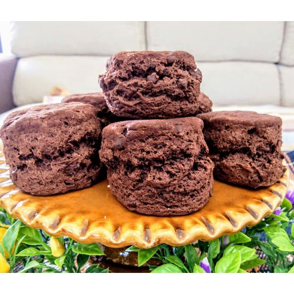 Sanuki Dream Scones (Rich Cacao Tailoring) Set of 6, Limited Time Price, Plenty of Cacao and Chocolate Chips to Match the "Sanuki Dream" Wheat Produced in Kagawa Prefecture