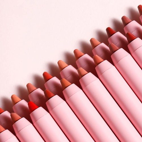 YIBABY Matte Lip Liner Pencil Set, 12 Colours, Natural Nude to Dark Waterproof, Long Lasting, No Fade, Soft Pencils, Lipstick, Makeup Gift Set for Daily Travel, Party, Work