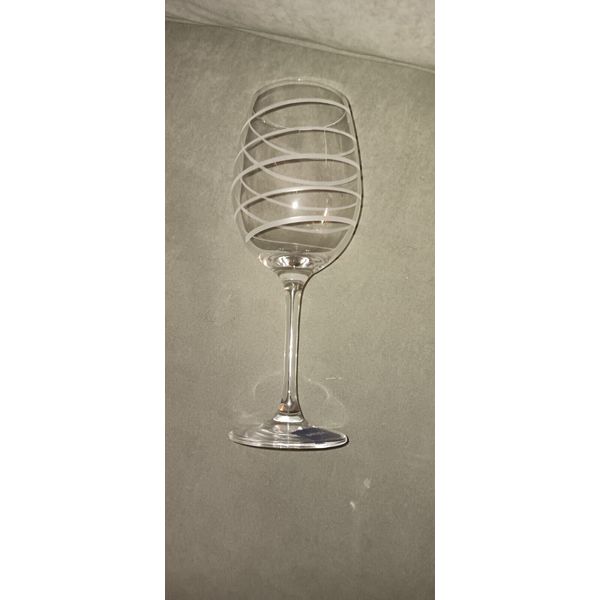 Mikasa “Cheers” Clear Wine Glasses for white wine