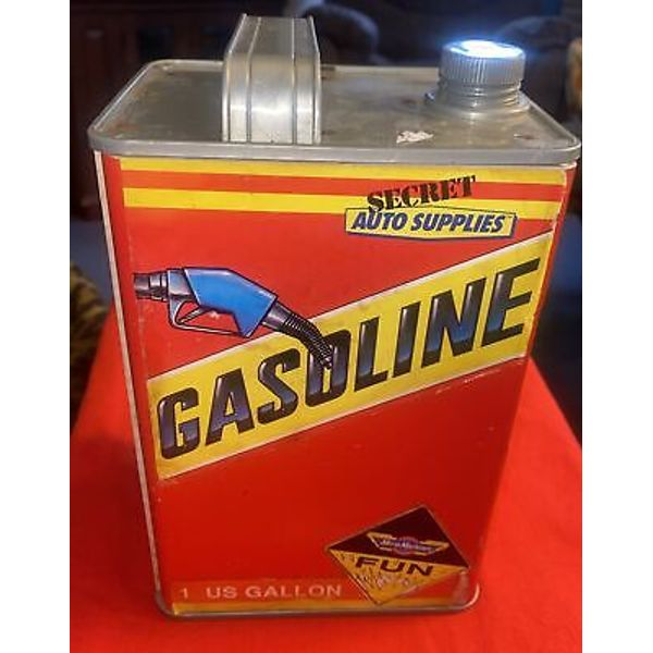 Vtg 1989 Galoob Micro Machines Gas Can Play Set Secret Auto Supplies Holds 16