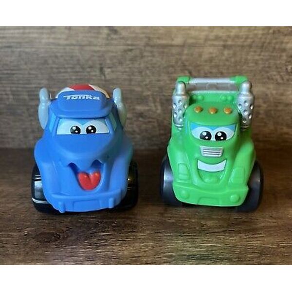 Hasbro Tonka Chuck & Friends CHUNKY Green Garbage Truck And Blue Cement Mixer