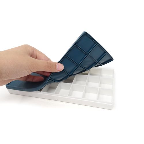 Honbay 24 Compartments Plastic Paint Palette Paint Tray with Soft Lid for Watercolors, Gouache, Acrylic and Oil Paint
