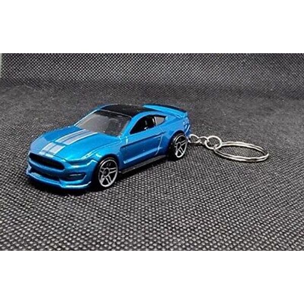 Hot wheels ford shelby GT 350R keyring diecast car