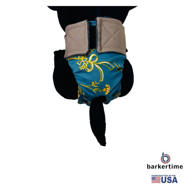 Carnival Threads Cat Diaper Snappy, M