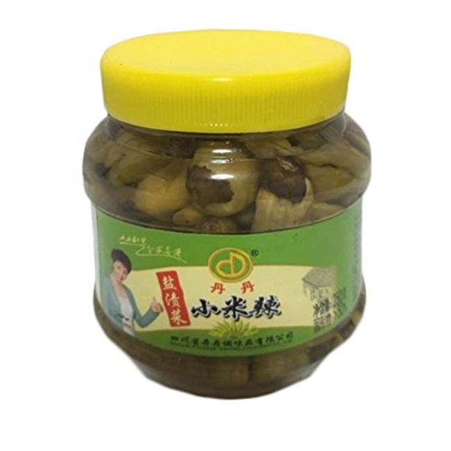 Tantan Small Rice Pickled Green Chili Pepper, 8.8 oz (250 g)