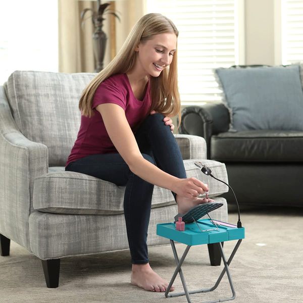 Salon Step - All-in-one nail care, polishing and pedicure station