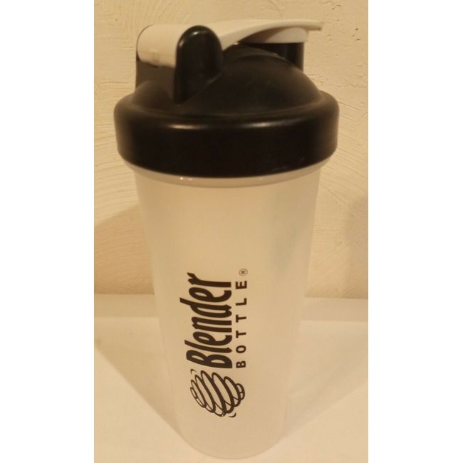 BlenderBottle Classic Shaker Bottle Perfect for Protein Shakes and Pre  Workout, 28-Ounce, Clear/Black/White