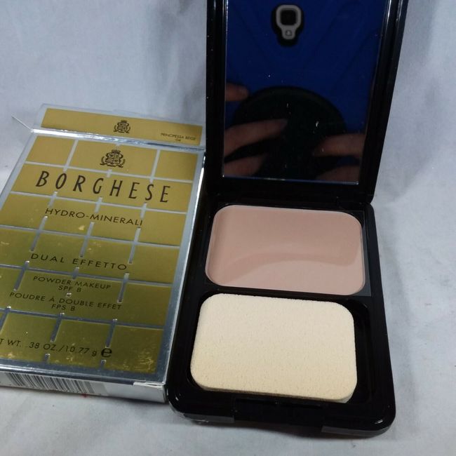 Borghese Hydro Minerali Dual Effetto Powder Makeup SPF8 Principessa Biege 04