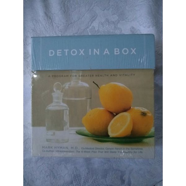 Detox In A Box Body Cleanse 64 Page Book 2 Compact Discs Yoga Flash Cards Detox