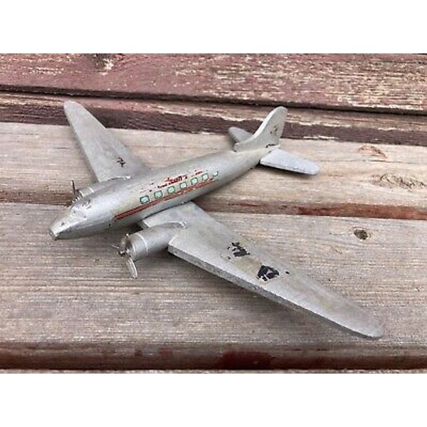 VTG WOOD AMERICAN AIRLINES TOY MODEL AIRPLANE DC3 ? 10" WINGSPAN