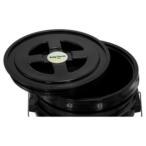Bucket Kit, 7 Gallon Black Bucket with Black Twist-on lid and Black Grip, 3 Pack