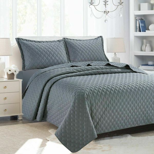 3 Piece Inspiration Quilted Bedspread Embossed Pattern Comforter Bedding Set Bed Throw with Pillow Case (Grey, King)