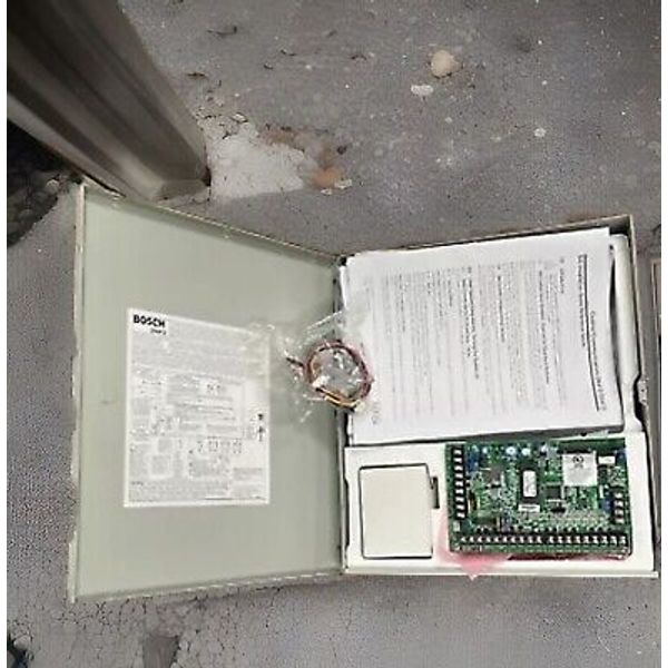 BOSCH D4412 Control Panel Cabinet Motherboard Manuals NOS