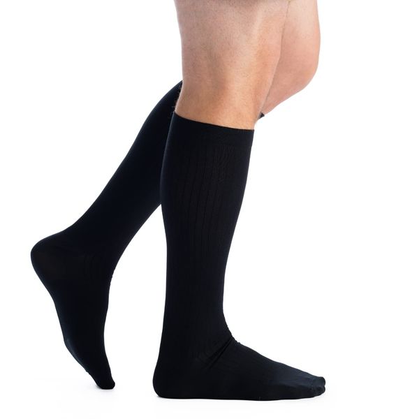 EvoNation Men’s Knee High 30-40 mmHg Graduated Compression Socks – Extra Firm Pressure Compression Garment