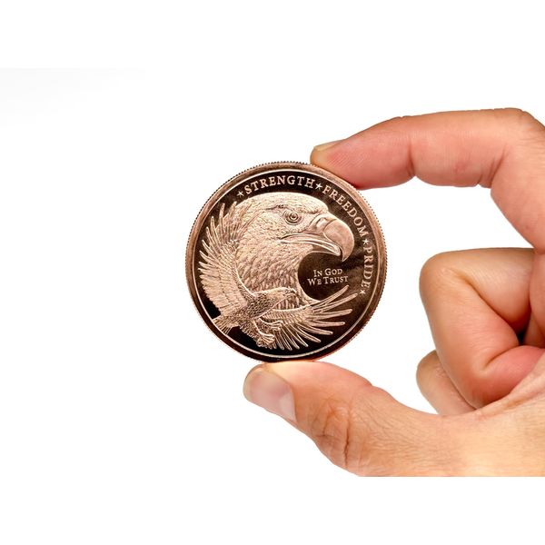 1oz Eagle .999 Fine Copper Round Size: 39mm