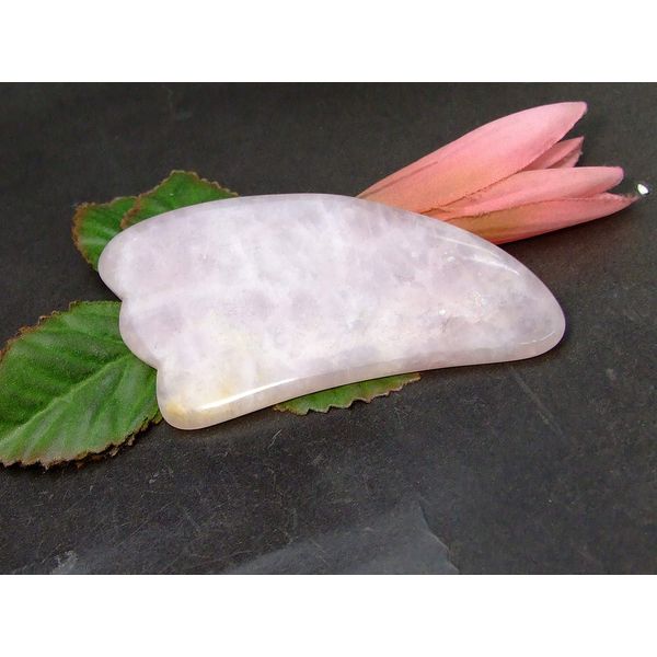 Rose Quartz Angel Wing Cassa Massage Stone