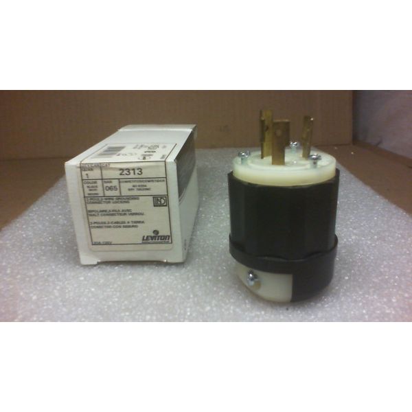 Leviton 2313 Female Locking Connector - New In Box