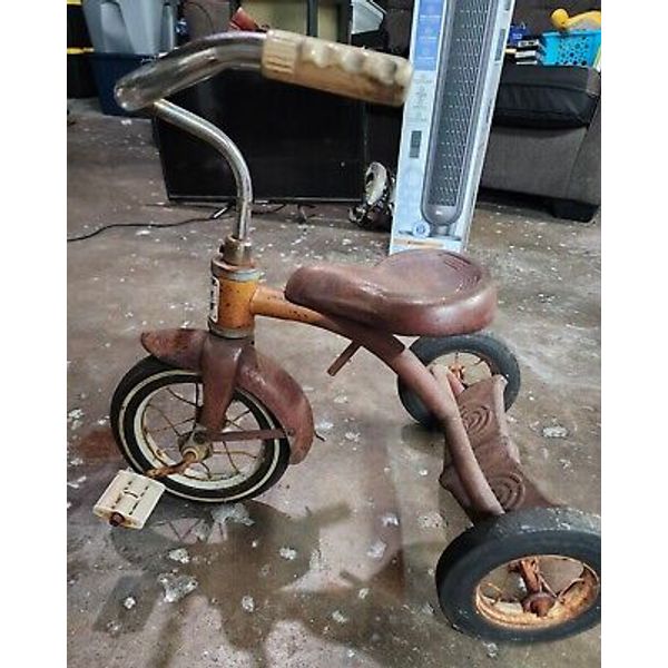 Vintage AMF Junior Steel 1940s 1950s Kid’s Tricycle, Rustic Bicycle Trike