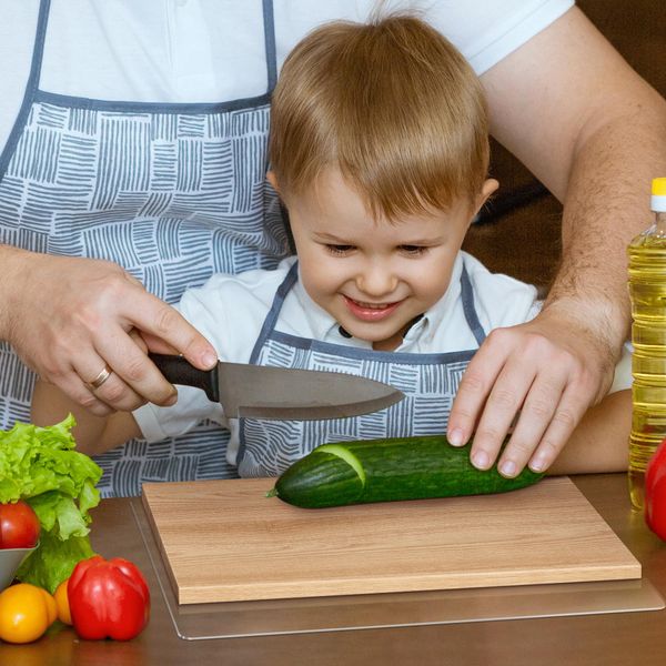 Non Slip Pads for Cutting Boards, Clear Grip Mat Under Cutting Boards, Secure Anti Slip Mats for the Perfect for Chefs and Home Cooks, Dishwasher Safe（10 x 15 Inch,1 Pad)