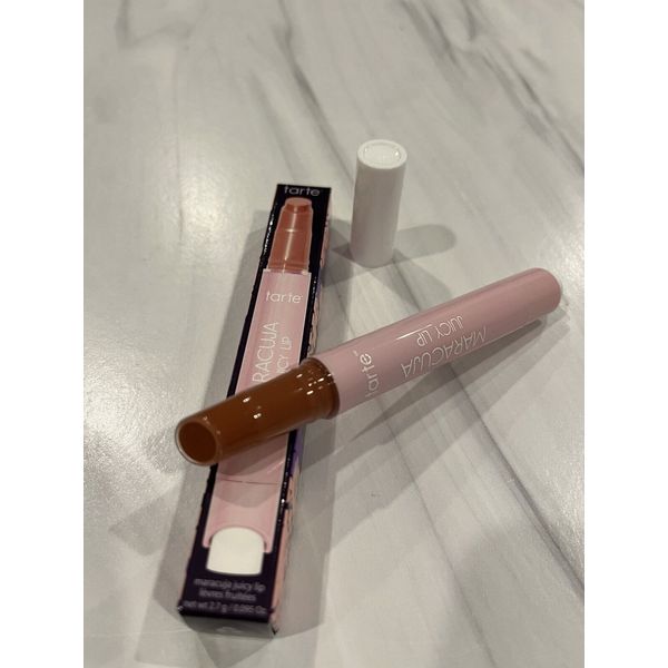 TARTE maracuja juicy lip balm Hybrid Gloss Balm New In Box Coconut