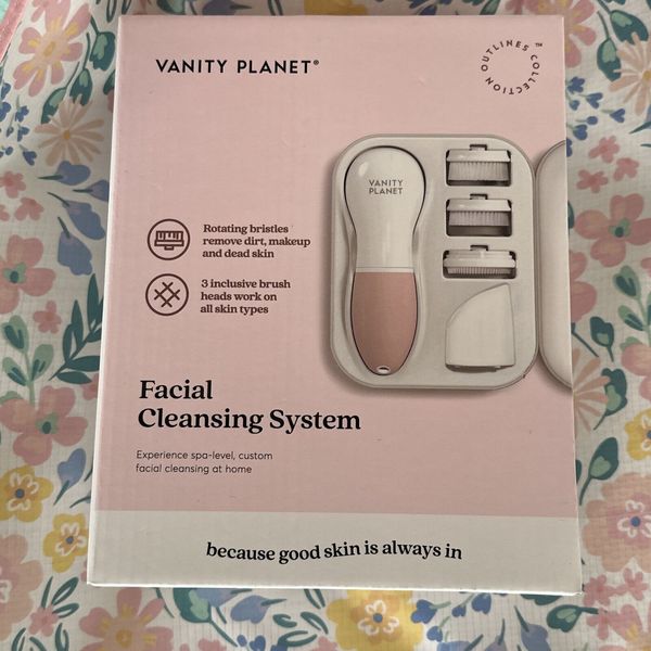VANITY PLANET  Facial Cleansing System-3 Inclusive Brush Heads -All Skin Types