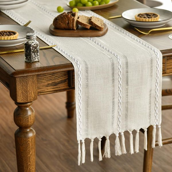 Artoid Mode Boho Cream Tassel Table Runner, Farmhouse Style Kitchen Table Decoration Holiday Wedding Party Dinning Birthday Decor 33x183 cm