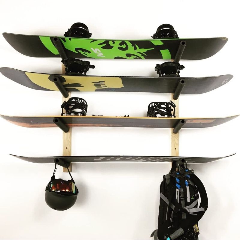 Snowboard Wall Rack Mount (Holds 4 Boards) - Online Marketplace ...