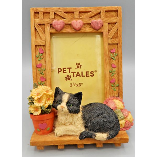 Pet Tales 3D Picture Frame Pretty As A Picture Cat On Windowsill Hearts Flowers