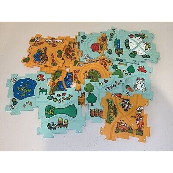 Puzzle Track Animals and Scenery 16 Pieces Snap Together Toy Playset 5" Assorted