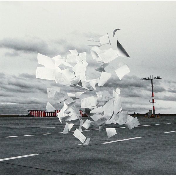 「Crowds」(通常盤)(ホワイトアッシュver ジャケット&ブックレット)