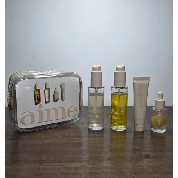 Aime The Simple Skin Mini Routine Set, a travel-sized skincare kit.