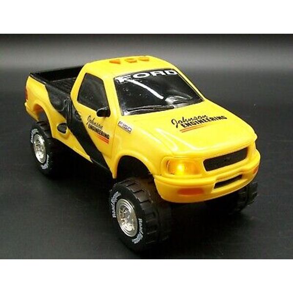 Road Rippers Johnson Engineering Ford F150 Yellow/Black Pickup Truck Works